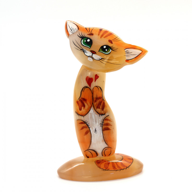 Кот любимчик