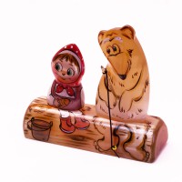 Маша и медведь на рыбалке